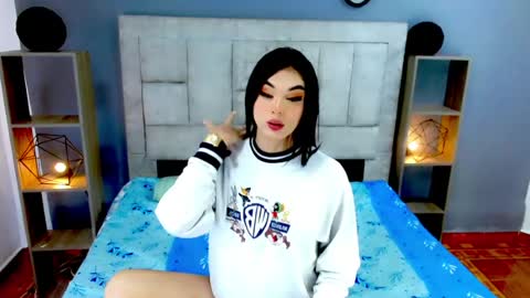 Snapshot of eban_dustan chatting on 06-16-26, 07:55 Eban online show from 06-16-26, 07:55