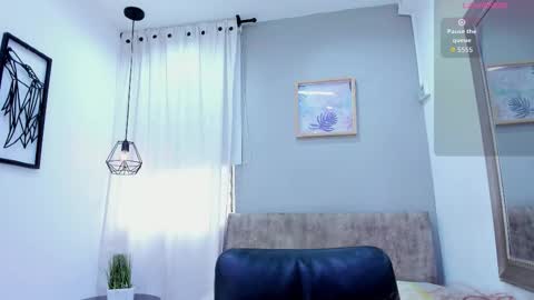      online show from 10-22-25, 11:54