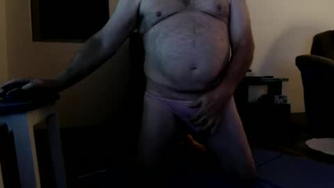 Snapshot of ebear1 chatting on 04-13-26, 09:15 ebear1 online show from 04-13-26, 09:15