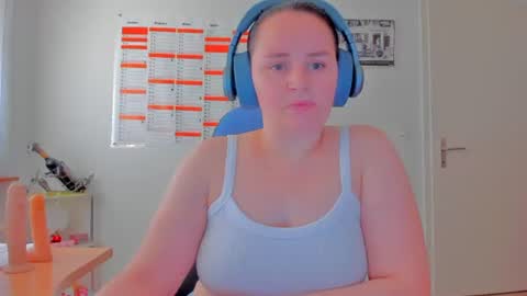 Snapshot of ebikon24 chatting on 06-15-26, 04:53 ebikon24 online show from 06-15-26, 04:53