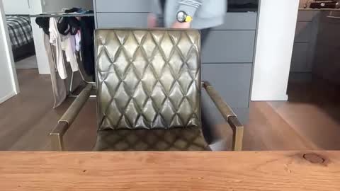 ebnk15 online show from 01-17-26, 10:42