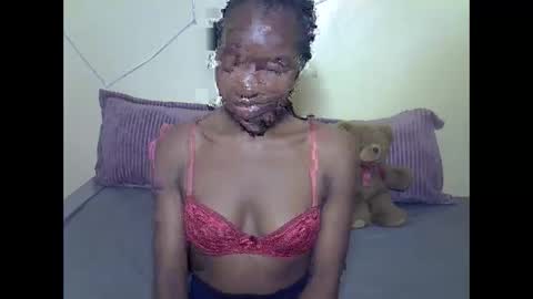 Snapshot of eboniana chatting on 03-08-25, 06:58 eboniana online show from 03-08-25, 06:58