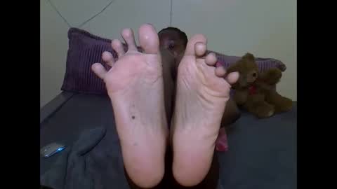 Snapshot of eboniana chatting on 03-10-25, 03:45 eboniana online show from 03-10-25, 03:45