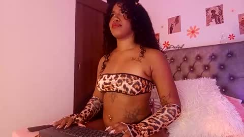 Snapshot of ebony_af chatting on 02-23-26, 08:12 ebony_af online show from 02-23-26, 08:12