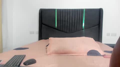 Angelina online show from 02-18-26, 07:43