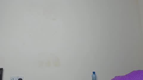 Snapshot of ebony_arya chatting on 06-04-26, 08:20 Arya online show from 06-04-26, 08:20
