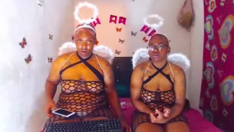 Snapshot of ebony_chayna chatting on 11-17-25, 03:45 chayna smith online show from 11-17-25, 03:45