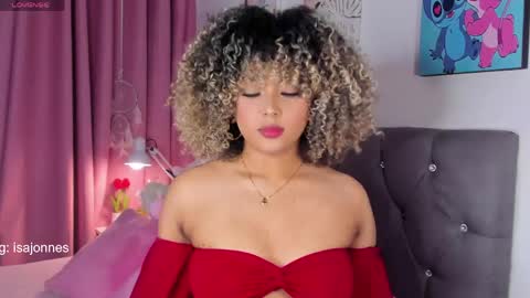 Snapshot of ebony_curly2 chatting on 05-19-26, 09:10 isa online show from 05-19-26, 09:10