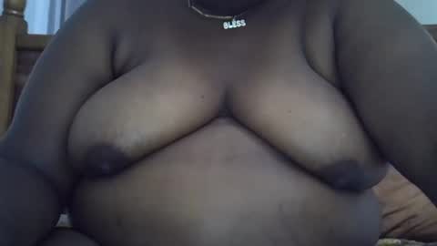 Snapshot of ebony_dela chatting on 02-21-26, 12:50 Princess Dela online show from 02-21-26, 12:50