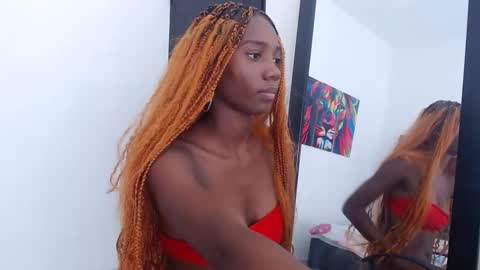 Snapshot of ebony_fantasy_ chatting on 12-27-24, 07:24 Natalia online show from 12-27-24, 07:24