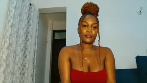 Snapshot of ebony_ghoddes chatting on 07-15-26, 12:27 ebony online show from 07-15-26, 12:27