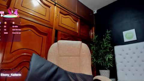 ebony_katterin online show from 12-13-25, 07:53