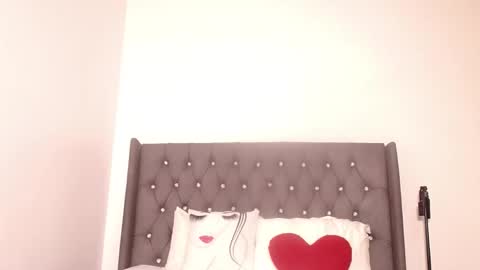 ebony_pearl69 online show from 09-19-25, 01:56