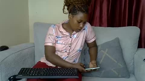 ebony_rubie online show from 04-18-26, 10:41
