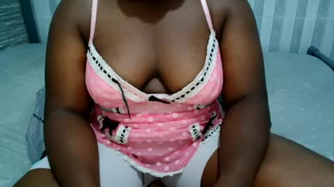 Snapshot of ebony_sabrina chatting on 06-30-26, 07:31 Sabrina online show from 06-30-26, 07:31