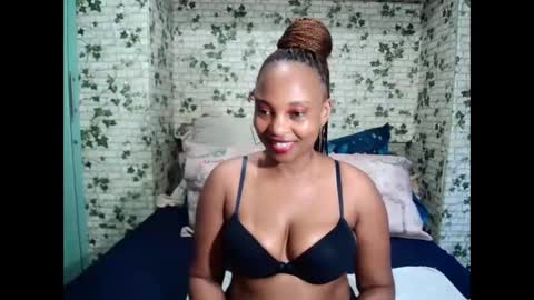 Snapshot of ebony_seduction00 chatting on 06-08-26, 06:03 ebony_seduction00 online show from 06-08-26, 06:03