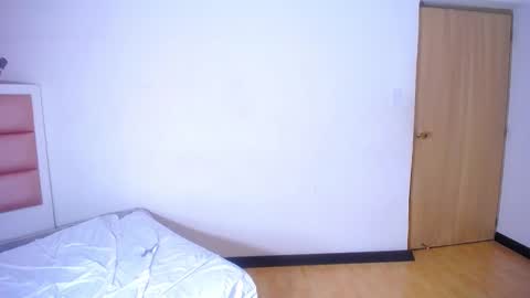 MILENA online show from 10-22-25, 09:20