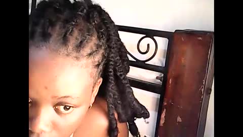 ebony_vellyn20 online show from 03-02-26, 08:32