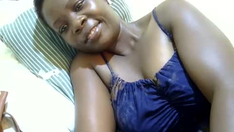 Snapshot of ebonychery chatting on 05-17-26, 09:38 ebonychery online show from 05-17-26, 09:38