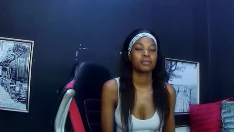 Snapshot of ebonydivaxx chatting on 09-10-25, 07:08 kimberley online show from 09-10-25, 07:08