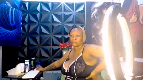 ebonyfancyfacexxx online show from 11-11-25, 08:09