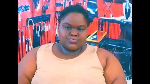 ebonyhotbuns4u2luv online show from 10-31-25, 07:20