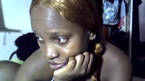 Snapshot of ebonykiki chatting on 06-13-26, 07:28 ebonykiki online show from 06-13-26, 07:28