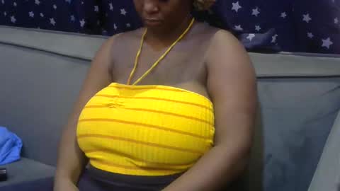 Snapshot of ebonymayahh chatting on 04-17-26, 07:44 ebonymayahh online show from 04-17-26, 07:44