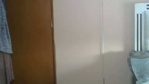 Snapshot of ebonymayahh chatting on 04-18-26, 01:26 ebonymayahh online show from 04-18-26, 01:26