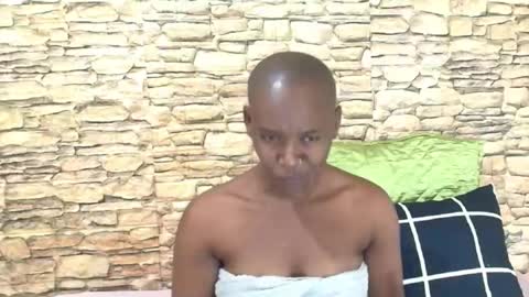 Snapshot of ebonyolive69 chatting on 06-26-26, 06:56 Cindy online show from 06-26-26, 06:56
