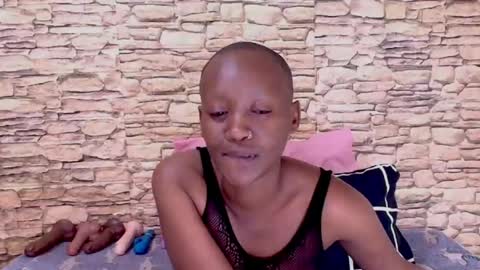 Snapshot of ebonyolive69 chatting on 07-08-26, 06:12 Cindy online show from 07-08-26, 06:12