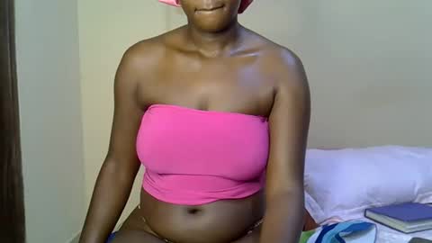 Snapshot of ebonyquin0 chatting on 02-24-26, 10:46 Lucky online show from 02-24-26, 10:46