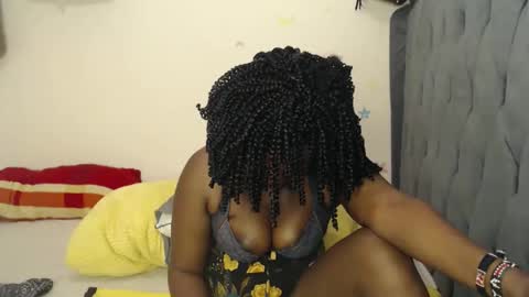 ebonyshiks online show from 01-09-26, 04:37