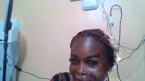 Snapshot of ebonytanqueen chatting on 11-28-25, 07:27 ebonytanqueen online show from 11-28-25, 07:27