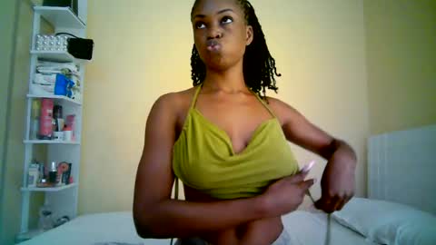 ebonytanqueen online show from 06-30-26, 04:35