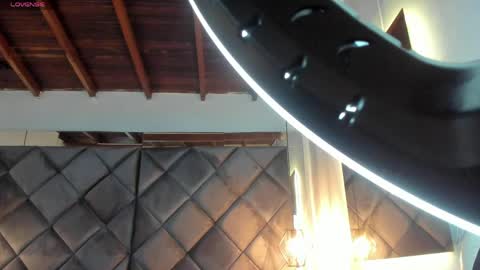 Snapshot of ebonyx40 chatting on 04-18-26, 11:03 ebonyx40 online show from 04-18-26, 11:03