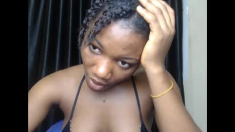 ebonyxxbae online show from 10-18-25, 10:43