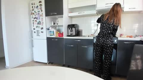 ecaterina_katy online show from 04-27-26, 06:33