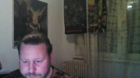 Snapshot of eda666 chatting on 02-05-25, 06:37 Edward online show from 02-05-25, 06:37