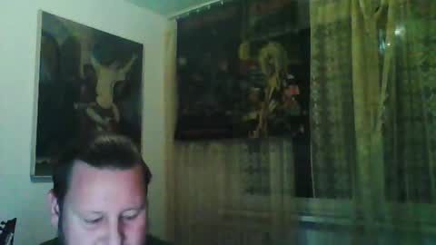 Snapshot of eda666 chatting on 10-22-25, 05:45 Edward online show from 10-22-25, 05:45