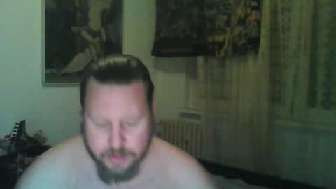 Snapshot of eda666 chatting on 02-16-26, 06:37 Edward online show from 02-16-26, 06:37