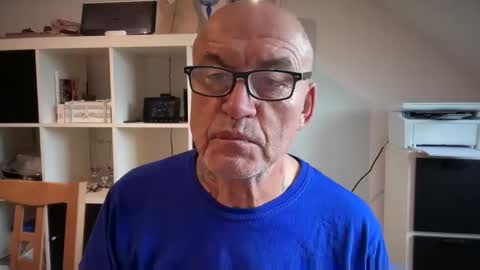 Snapshot of eddelmar chatting on 03-09-26, 10:08 eddelmar online show from 03-09-26, 10:08