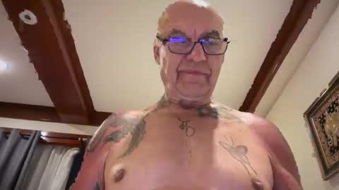 Snapshot of eddelmar chatting on 03-22-26, 01:14 eddelmar online show from 03-22-26, 01:14