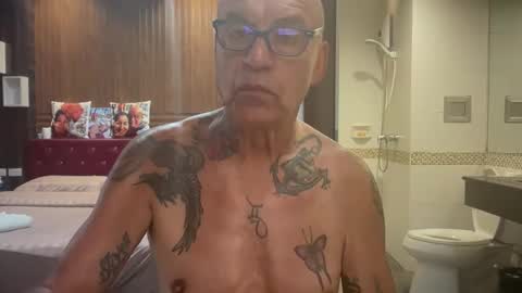 Snapshot of eddelmar chatting on 03-31-26, 07:09 eddelmar online show from 03-31-26, 07:09