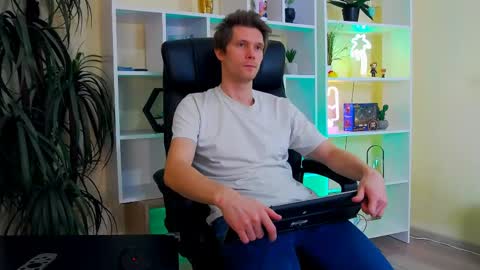 eddie_baker online show from 04-15-26, 08:31