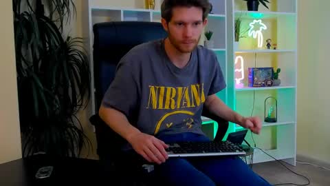 eddie_baker online show from 05-06-26, 01:36