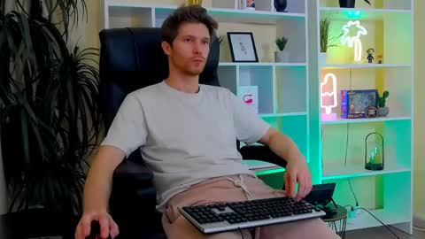 eddie_baker online show from 05-13-26, 08:27