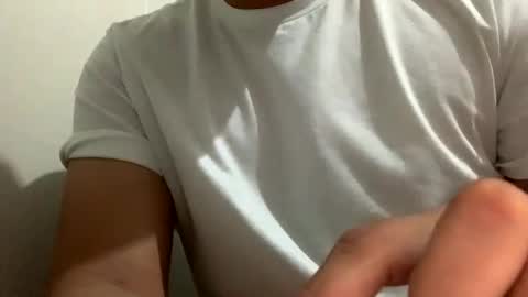 Snapshot of eddy7978 chatting on 05-23-26, 05:45 eddy7978 online show from 05-23-26, 05:45