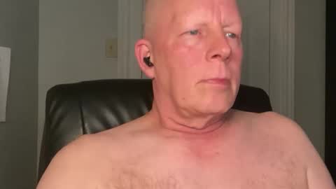 Eddy online show from 10-27-25, 02:15