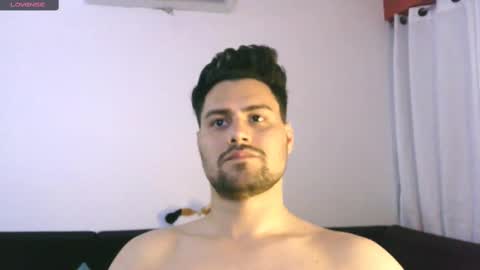 Snapshot of edgaroos chatting on 02-14-25, 07:07 ZohanMohamed online show from 02-14-25, 07:07